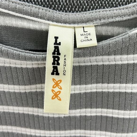 LARA Fashion Women’s White/Gray Knit Striped Relaxed Fit Raglan Shirt Top Size L - Picture 3 of 5